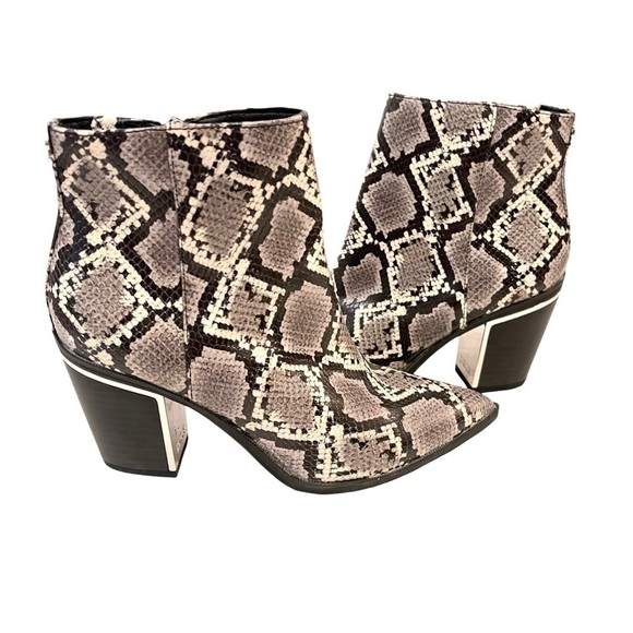 Circus by Sam Edelman Shoes - Women’s CIRCUS By SAM EDELMAN Snakeskin Heeled Boots Booties
